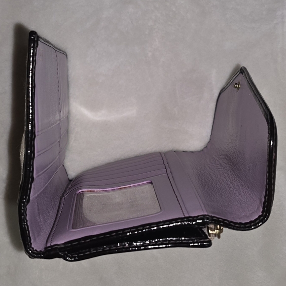 Coach Madison Trifold Wallet - Picture 5 of 9